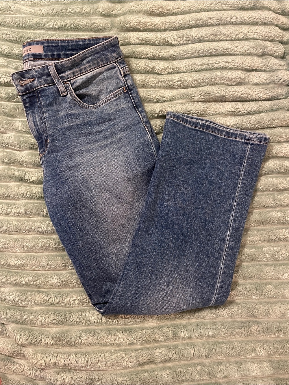Women's Cropped Jeans - 28 - Joe’s Jeans “Tulip” Crop - Mid-Rise